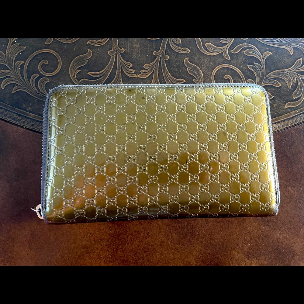 Authentic Gucci Wallet